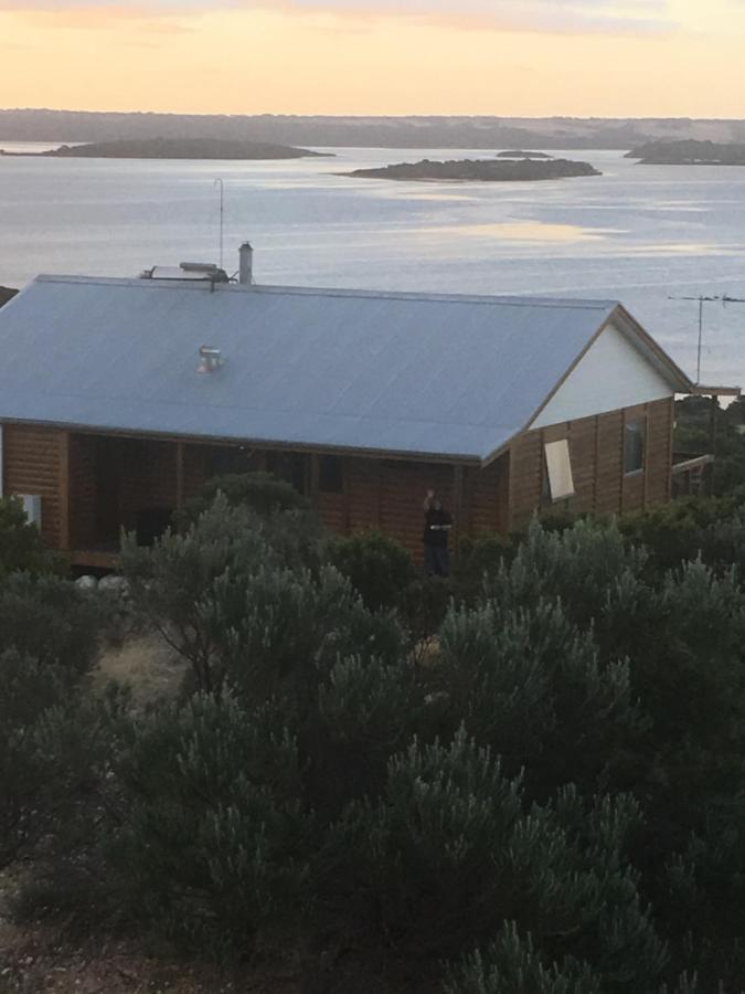 Pelican Lagoon Cabin Villa Exteriör bild